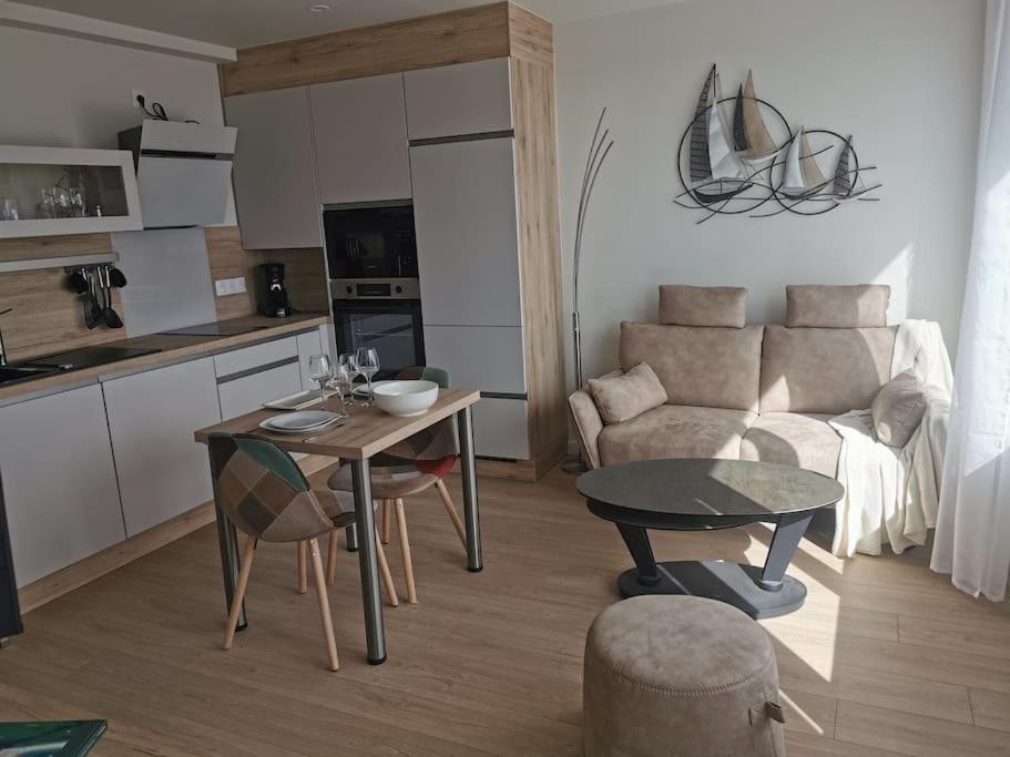 Appartement Le Stoubenn, Raffine Et Chaleureux à Concarneau Extérieur photo